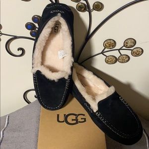 BRAND NEW UGG ANSLEY
